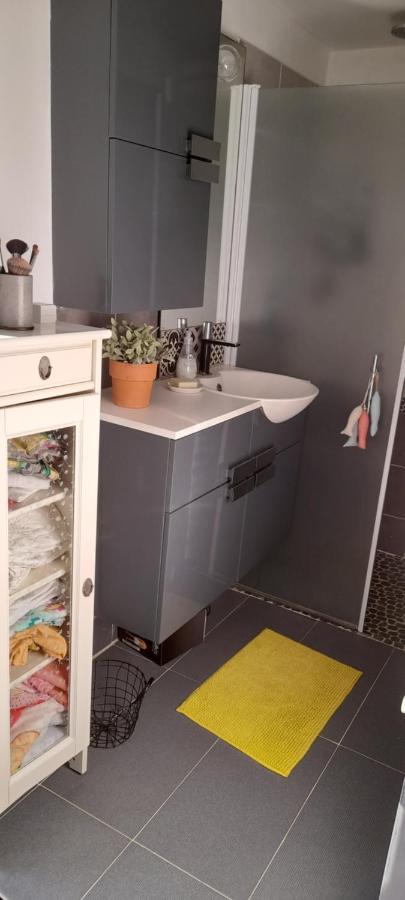Coquette Maison De Village Nefiach Extérieur photo